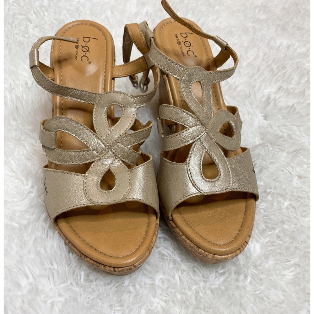 BOC Gold/Tan wedges size 9